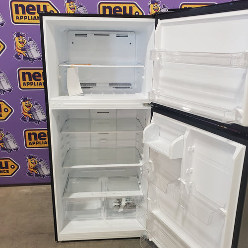 Vissani 18.1 cu. ft. Top Freezer Refrigerator in Fingerprint Resistant Stainless Steel Look, Garage Ready 25134SD452 - MDTF18SSR5 - Scratch & Dent (Major)