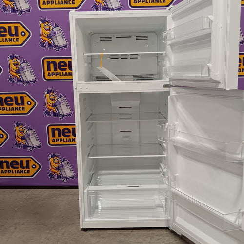 Vissani 14.2 cu. ft. Top Freezer Refrigerator in White, Garage Ready 251312SD973 - MDTF14WH5 - Scratch & Dent (Moderate)