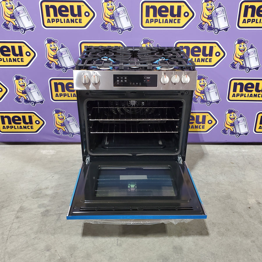 Frigidaire 5 Burners 5.1-cu ft Convection Oven Slide-In Natural Gas Range in Stainless Steel FCFG3083AS - Scratch & Dent (Minor)