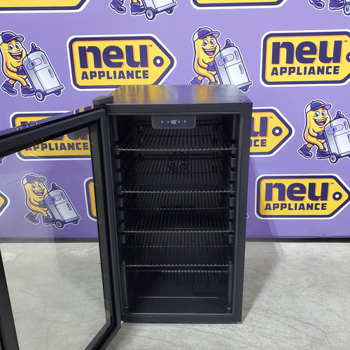 SIMZLIFE 17.7 in.W Single Zone 130-Cans Freestanding Beverage Refrigerator Cooler in Black, Reversible Door 251310SD881 - BR008-110SH - Scratch & Dent (Minor)