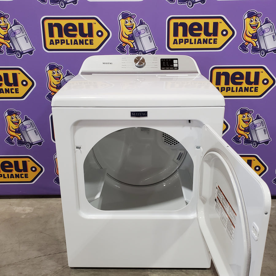 Maytag Top Load 4.8 cu ft Washer with Deep Fill and Slow-Close Glass Lid MVW6200KW - Open Box and Maytag 7.0 cu ft Electric Dryer with Moisture Sensing and Quick Dry Cycle 16220 - MED6200KW - Scratch & Dent (Minor)