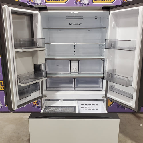 Samsung Counter-Depth Beverage Center 24.0 cu ft 3-Door Smart Compatible French Door Refrigerator with Dual Ice Maker with Water Dispenser and Door within Door ENERGY STAR Certified in White Glass 251312SD1121 - RF24BB660012 - Scratch & Dent (Minor)