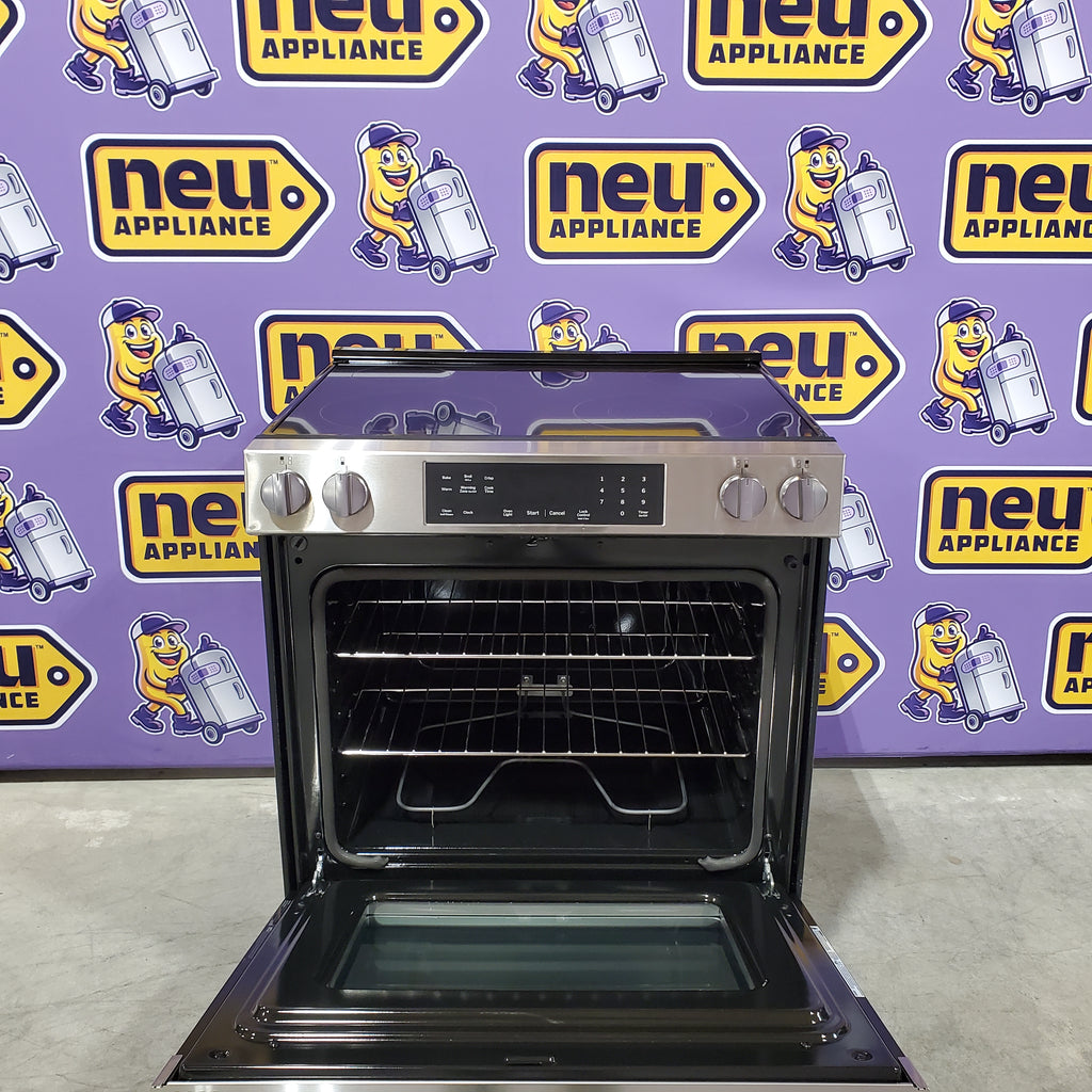 Pictures of GE® Stainless Steel Front Control Slide-In Electric Range with Crisp Mode and 5 Burner Radiant Cooktop 251310SD910 - GRS500PV2SS - Scratch & Dent (Minor) - Neu Appliance Outlet - Discount Appliance Outlet in Austin, Tx