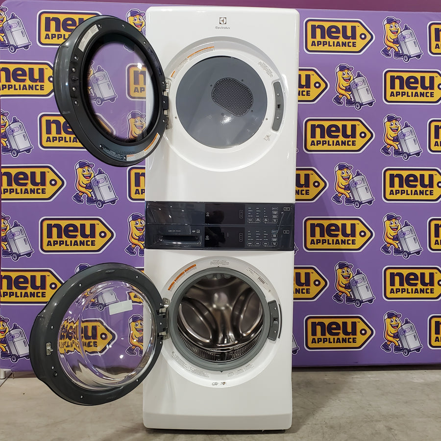 Electrolux White 300 Series Laundry Tower Single Unit Washer & Gas Dryer with LuxCare Wash System ELTG7300AW - Scratch & Dent (Minor)