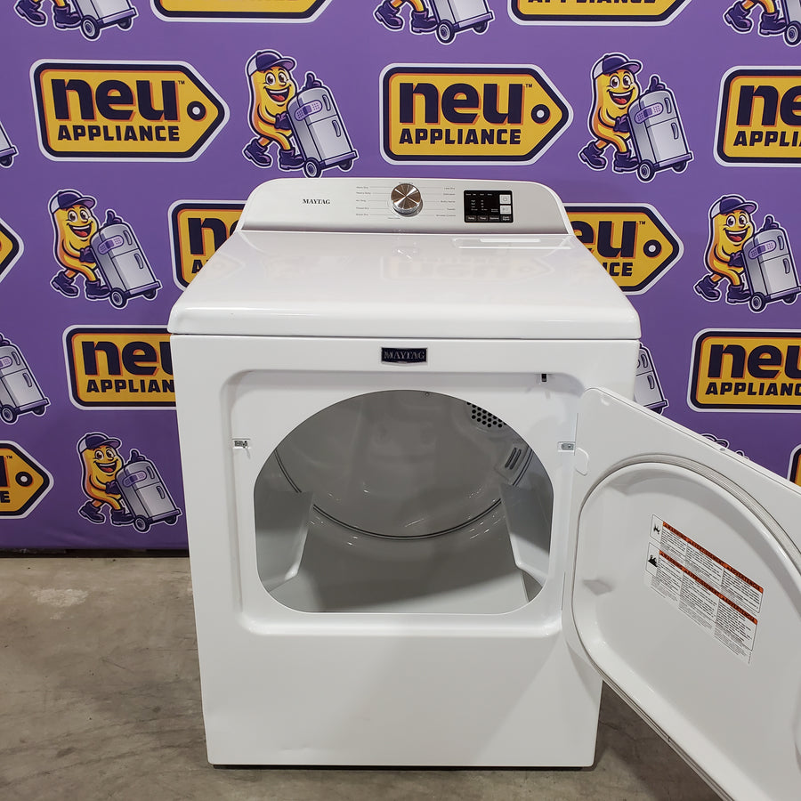 Maytag Top Load 4.8 cu ft Washer with Deep Fill and Slow-Close Glass Lid MVW6200KW - Scratch & Dent (Minor) and Maytag 7.0 cu ft Electric Dryer with Moisture Sensing and Quick Dry Cycle 16231 - MED6200KW - Scratch & Dent (Moderate)
