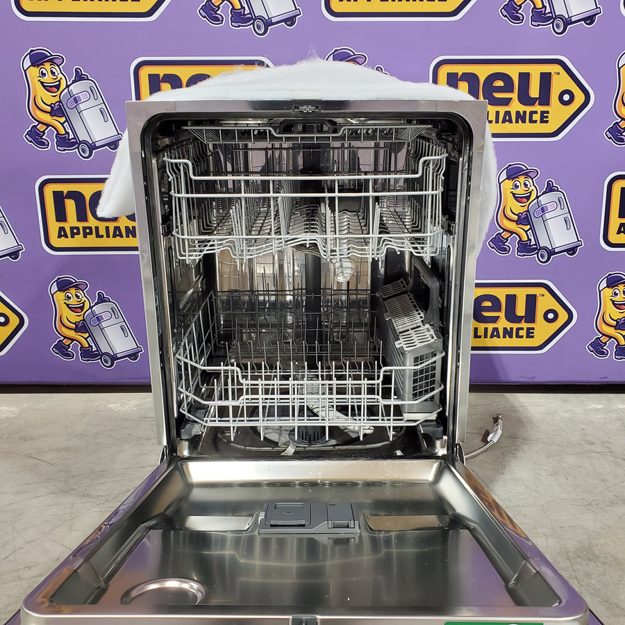 GE® Fingerprint Resistant Stainless Steel ENERGY STAR® Top Control with Stainless Steel Interior Dishwasher with Sanitize Cycle 31134SD281 - GDT670SYVFS  - Scratch & Dent (Major)