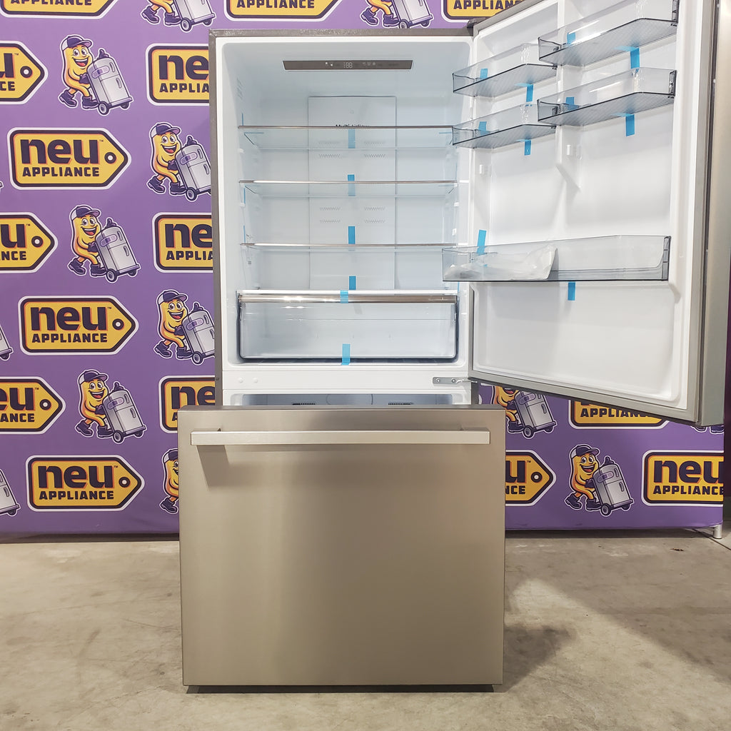 Hisense Counter Depth Bottom Freezer 17.2 Cu. Ft. Refrigerator with LED Lighting and Super Cool and Super Freeze in Fingerprint Stainless Steel 5SD199 - HRB171N6ASE - Scratch and Dent (Minor)