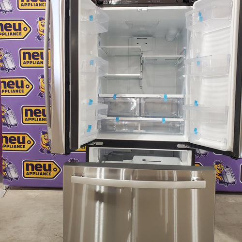 GE 33" Wide Stainless Steel ENERGY STAR 24.7 Cu. Ft. French-Door Refrigerator with Ice Maker and Water Dispenser 3SD883 - GNE25JYKFS - Open Box