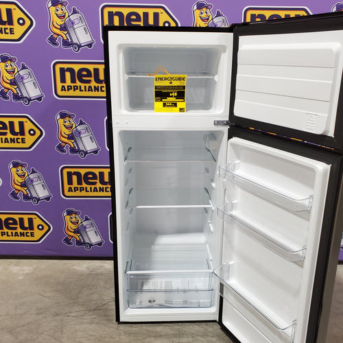 Vissani 7.2 cu. ft. Top Freezer Refrigerator in Fingerprint Resistant Stainless Steel Look 251311SD996 - MDTF7SSES4 - Scratch & Dent (Moderate)