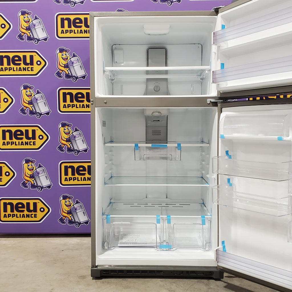 Pictures of Whirlpool Monochromatic Stainless Steel Top Freezer 33 Inch Wide 21 Cu. Ft. Refrigerator with LED Interior Lighting WRT511SZDM - Scratch and Dent (Minor) - Neu Appliance Outlet - Discount Appliance Outlet in Austin, Tx