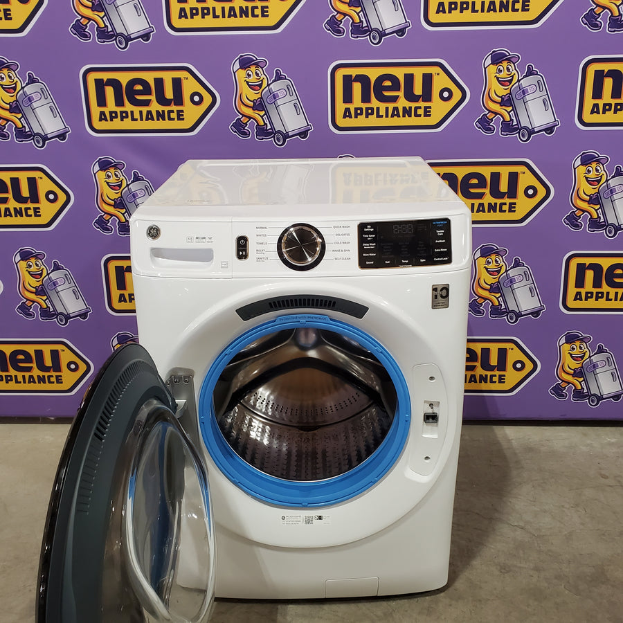 GE ENERGY STAR 4.8 cu. ft. Capacity Smart Front Load Washer with UltraFresh Vent System with OdorBlock 05CR75 - GFW550SSNWW - Scratch & Dent (Minor)