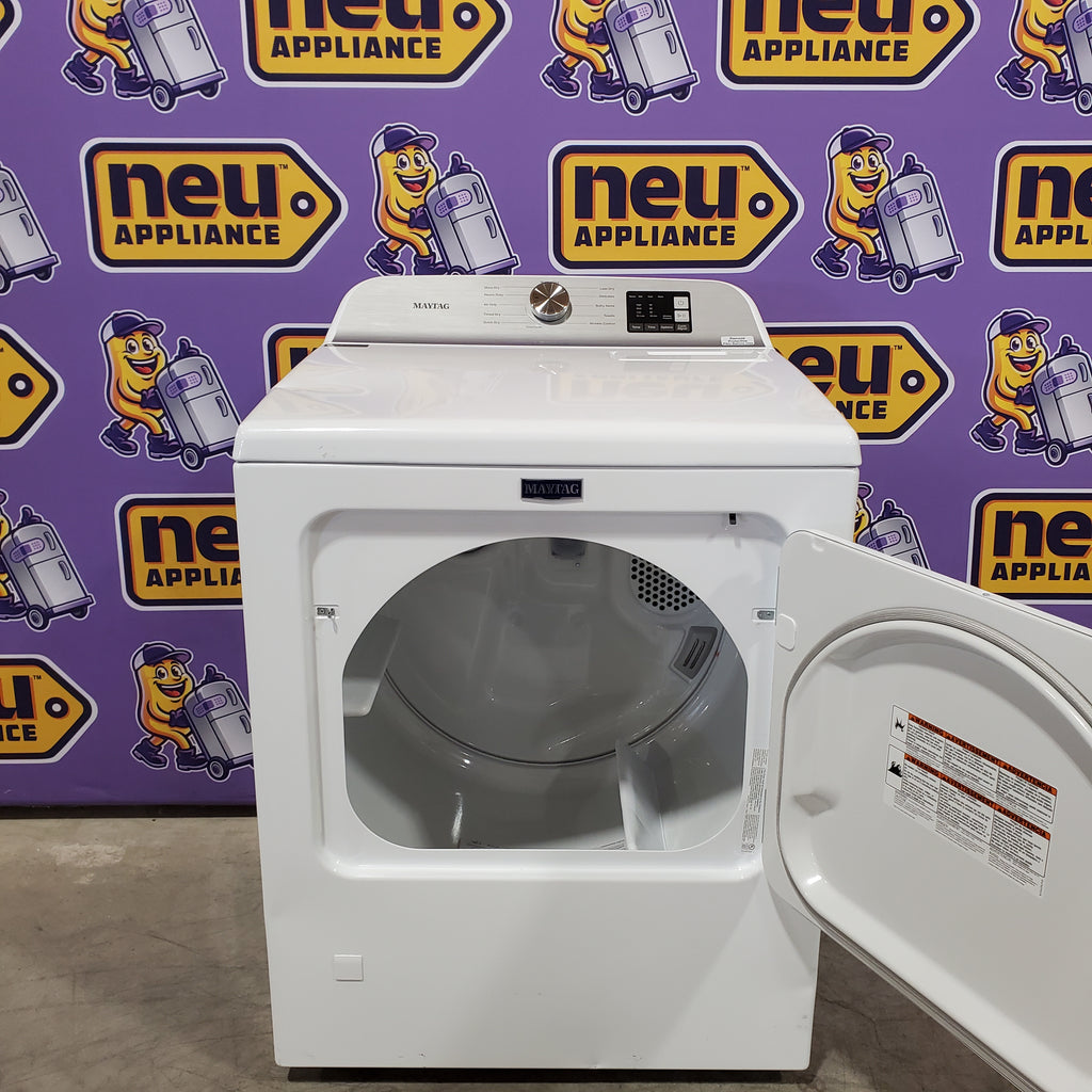 Pictures of Maytag Top Load 4.8 cu ft Washer with Deep Fill and Slow-Close Glass Lid MVW6200KW - Scratch & Dent (Moderate) and Maytag 7.0 cu. ft Top Load Gas Dryer with Moisture Sensing 16199 - MGD6200KW - Scratch and Dent (Moderate) - Neu Appliance Outlet - Discount Appliance Outlet in Austin, Tx