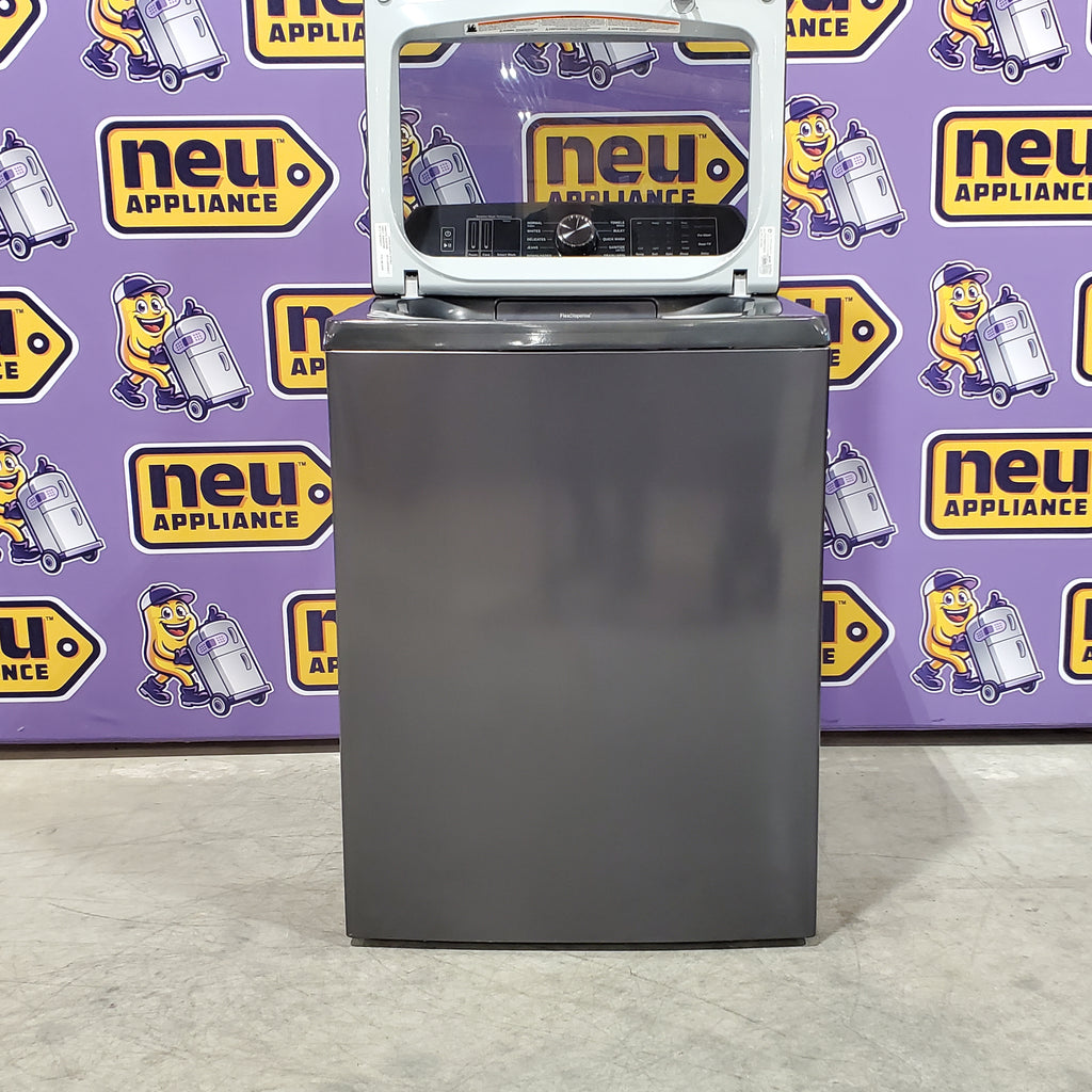 GE Profile™ ENERGY STAR® 5.4 cu. ft. Capacity Washer with Smarter Wash Technology and FlexDispense 3SD646 - PTW700BPTDG - Scratch & Dent (Minor)