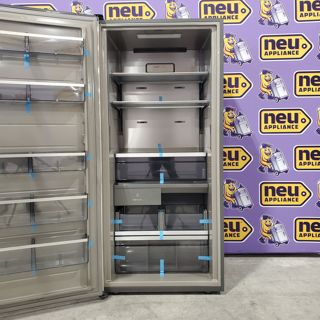 Pictures of Electrolux 19 Cu. Ft. Single-Door Freezer EI33AF80WS - Scratch & Dent (Minor) - Neu Appliance Outlet - Discount Appliance Outlet in Austin, Tx