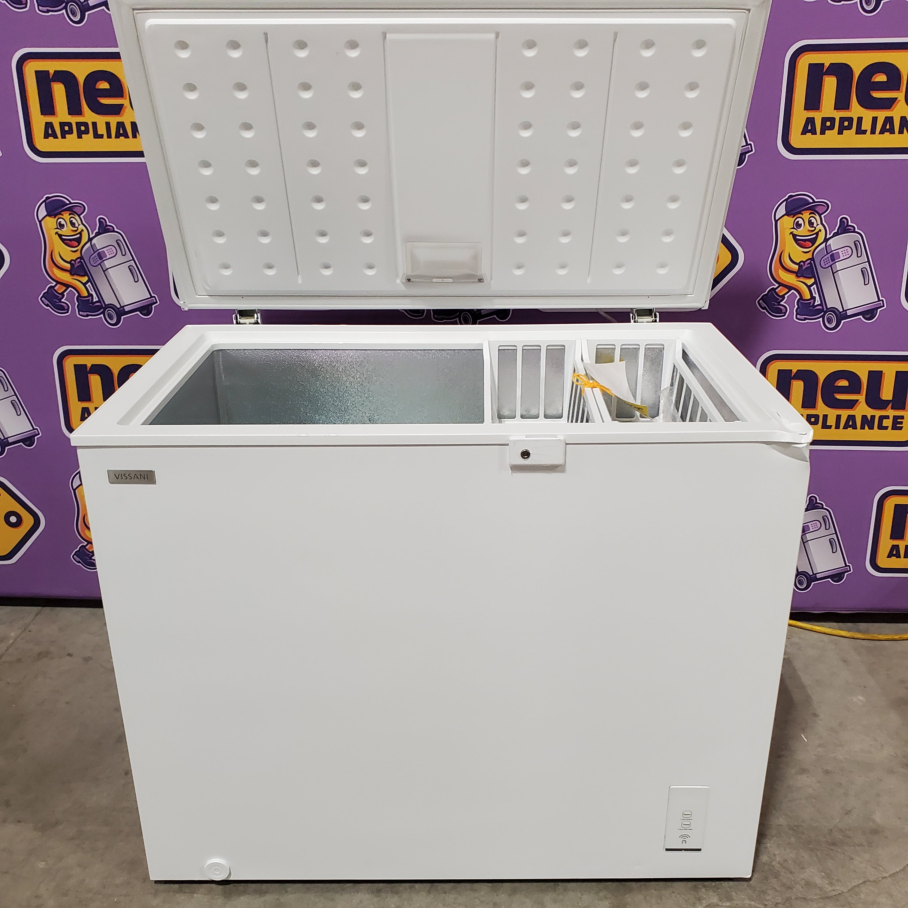 専用ページ user_aca3fdf3様 Vissani 8.8 cu. ft. Manual Defrost Convertible Garage Ready Chest
