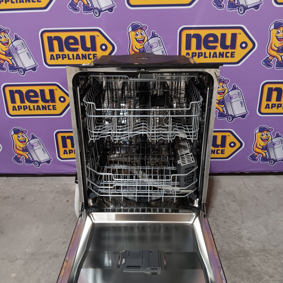 GE® Fingerprint Resistant Stainless Steel ENERGY STAR® Top Control with Stainless Steel Interior Dishwasher with Sanitize Cycle 05121SD88 - GDT670SYVFS  - Scratch & Dent (Minor)