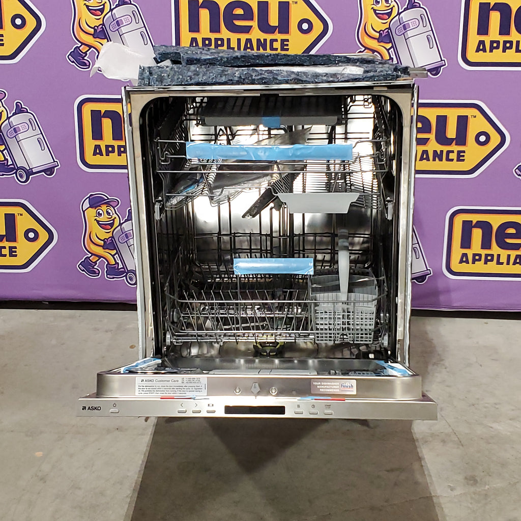 Pictures of Asko Dishwasher in TouchProof Stainless Steel 11131SD60 - DBI663IS - Open Box - Neu Appliance Outlet - Discount Appliance Outlet in Austin, Tx