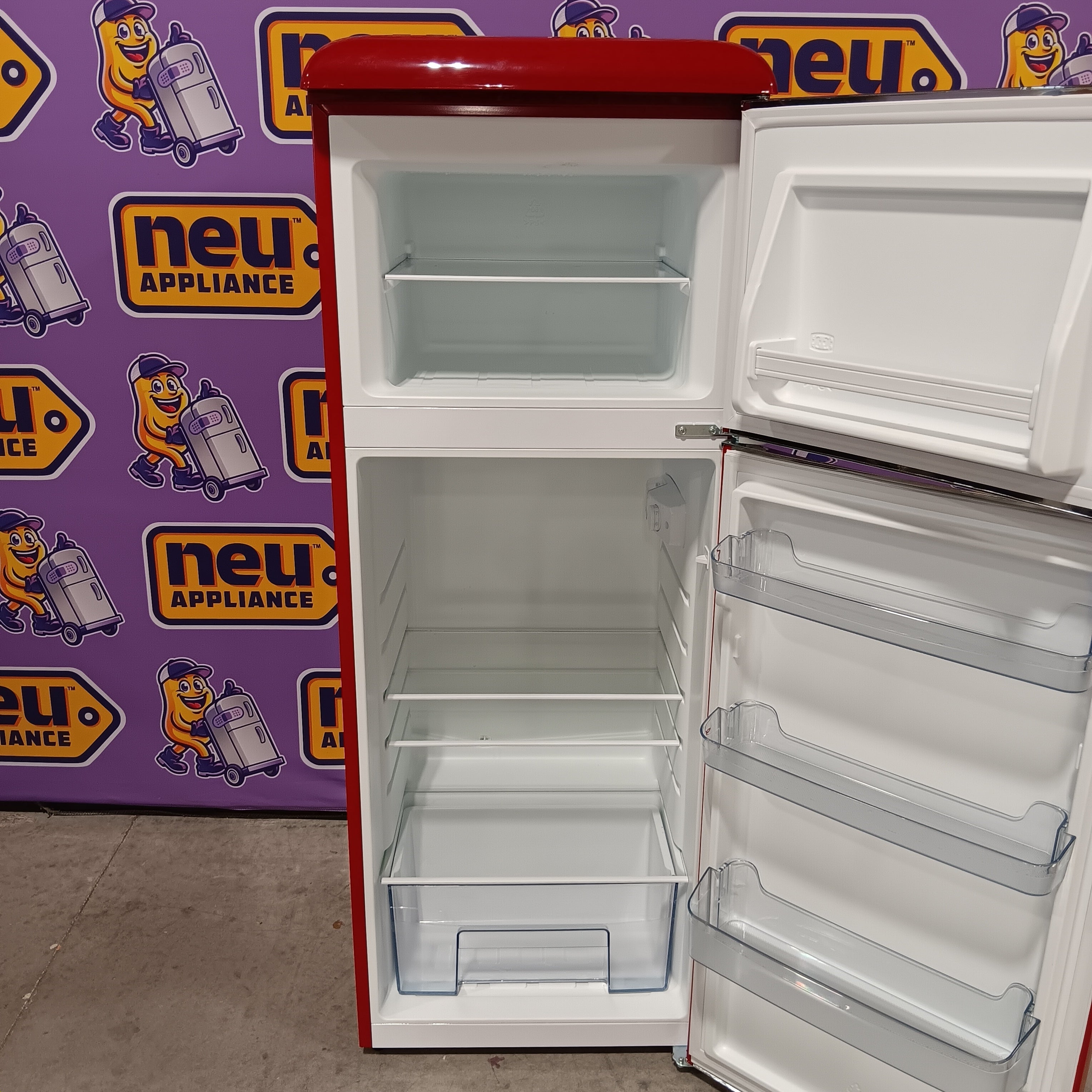 Galanz 22 in. 7.6 cu. ft. Retro Top Freezer Refrigerator, Hot Rod