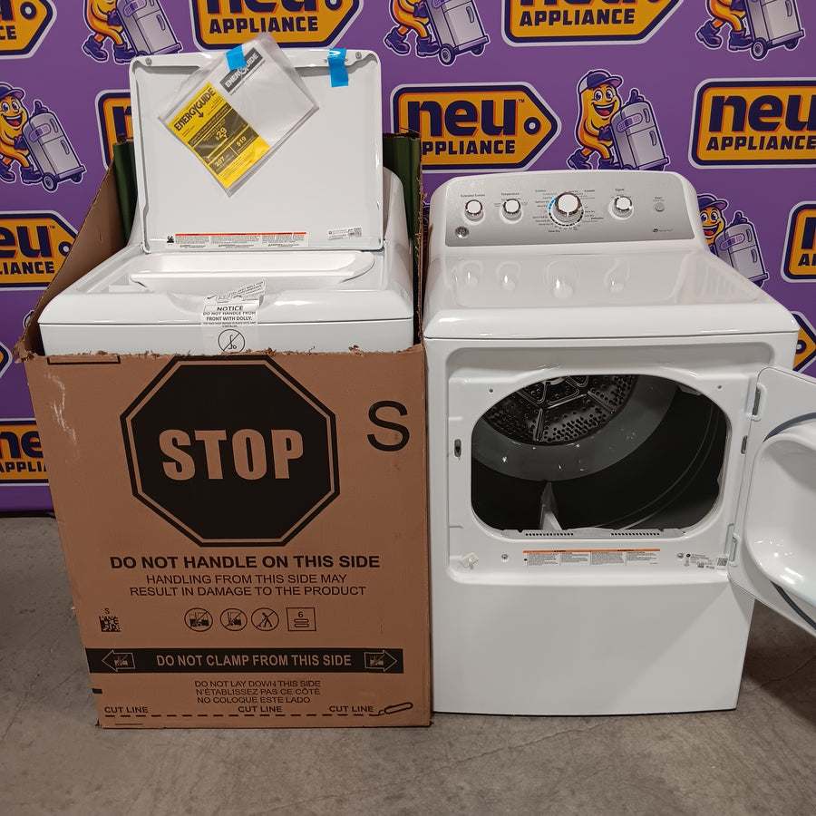 GE White Top Load 4.0 Cu. Ft. Capacity Washer with Stainless Steel Wash Basket GTW325ASWWW - New in Box and GE White Electric Aluminized Alloy Drum 7.2 Cu. Ft. Dryer with Sensor Dry and Extended Tumble 16240 - GTD45EASJWS - Certified Refurbished