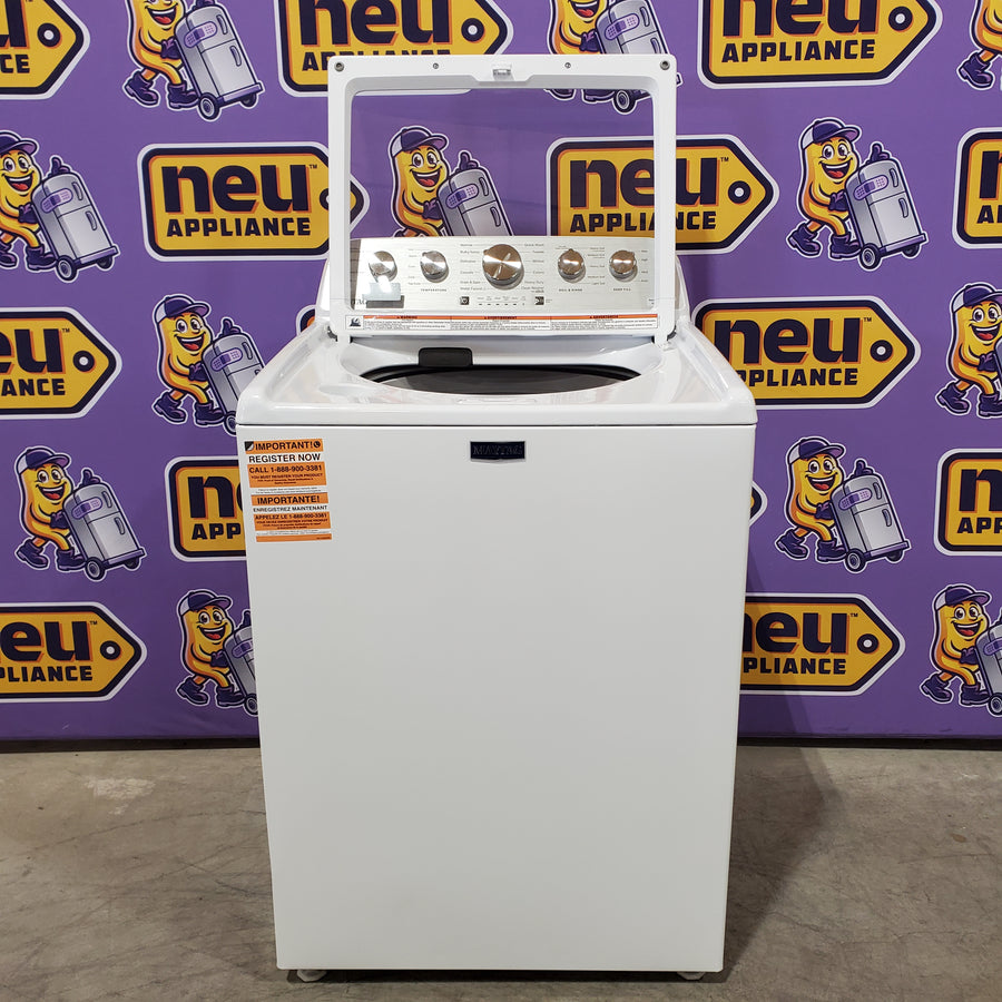 Maytag 4.7 cu. ft. Top Load Washer with Agitator, Pet Pro Option and Extra Power in White 22231SD324 - MTW5605RW - Scratch & Dent (Minor)