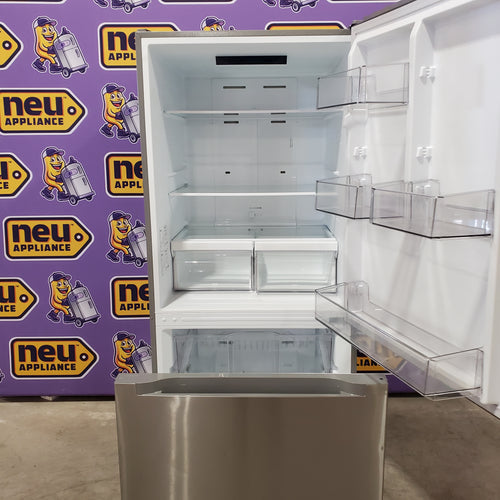 Pictures of Midea 18.7 cu. ft. Garage Ready Bottom-Freezer Refrigerator in Stainless Steel 30134SD208 - MRB19B7AST - Scratch & Dent (Major) - Neu Appliance Outlet - Discount Appliance Outlet in Austin, Tx