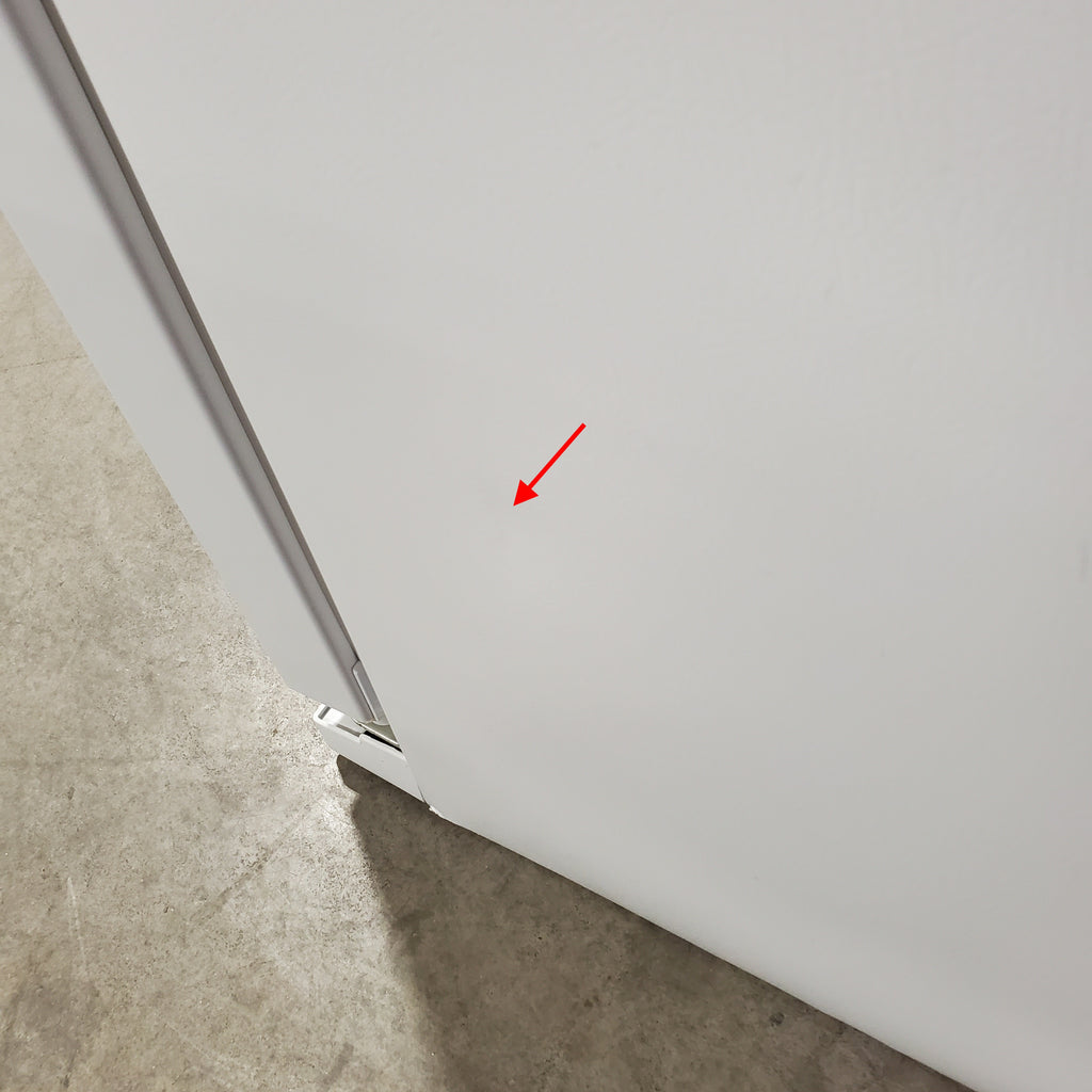 Pictures of Whirlpool 24.6-cu ft Standard-Depth Side-by-Side Refrigerator with Ice Maker, Water and Ice Dispenser in White 22121485 - WRS315SDHW - Scratch & Dent (Minor) - Neu Appliance Outlet - Discount Appliance Outlet in Austin, Tx