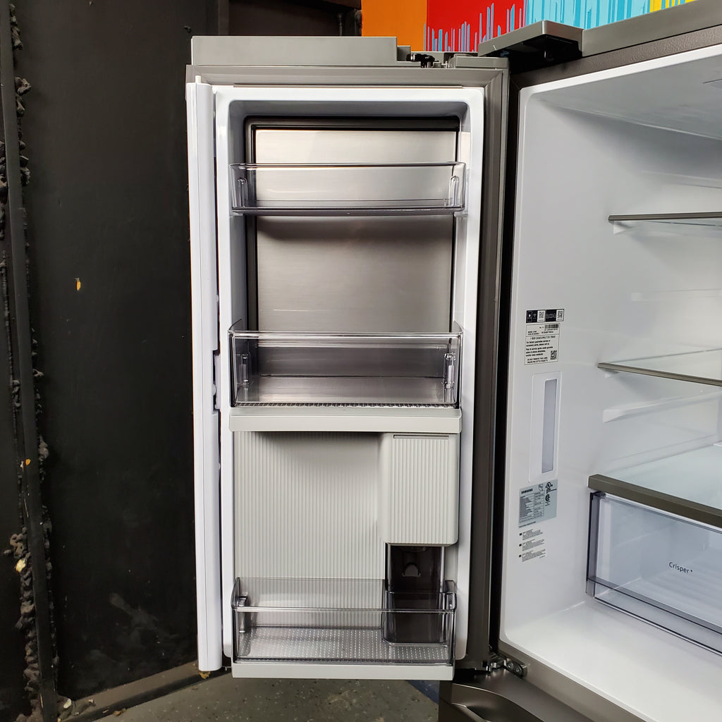 Pictures of Scratch and Dent - Fingerprint Resistant Stainless Steel ENERGY STAR Samsung 29 cu. ft. Smart 4 Door Flex Refrigerator with Beverage Center - Neu Appliance Outlet - Discount Appliance Outlet in Austin, Tx