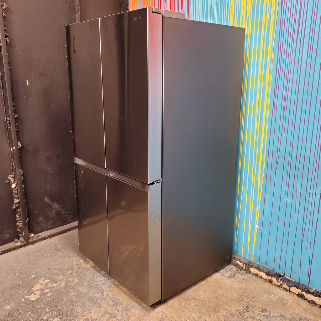 Pictures of Scratch and Dent - Fingerprint Resistant Stainless Steel ENERGY STAR Samsung 29 cu. ft. Smart 4 Door Flex Refrigerator with Beverage Center - Neu Appliance Outlet - Discount Appliance Outlet in Austin, Tx