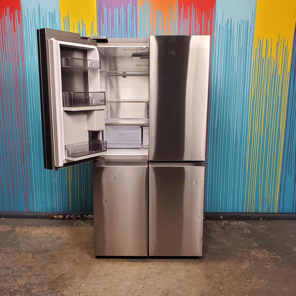 Pictures of Fingerprint Resistant Stainless Steel ENERGY STAR Samsung 29 cu. ft. Smart 4 Door Flex Refrigerator with Beverage Center- Scratch & Dent - Minor - Neu Appliance Outlet - Discount Appliance Outlet in Austin, Tx