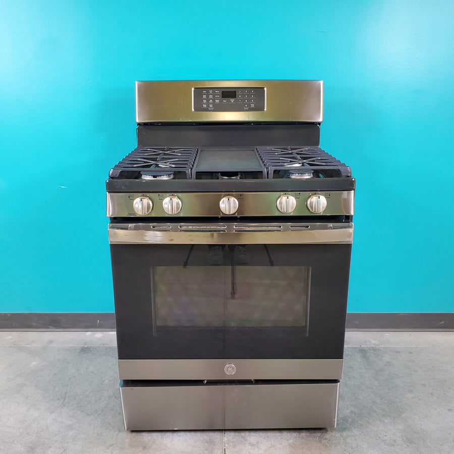 Fingerprint Resistant Stainless Steel GE Profile 5.6 cu. ft. 5 Burner Freestanding Gas Range with No Preheat Air Fry - Scratch & Dent - Moderate