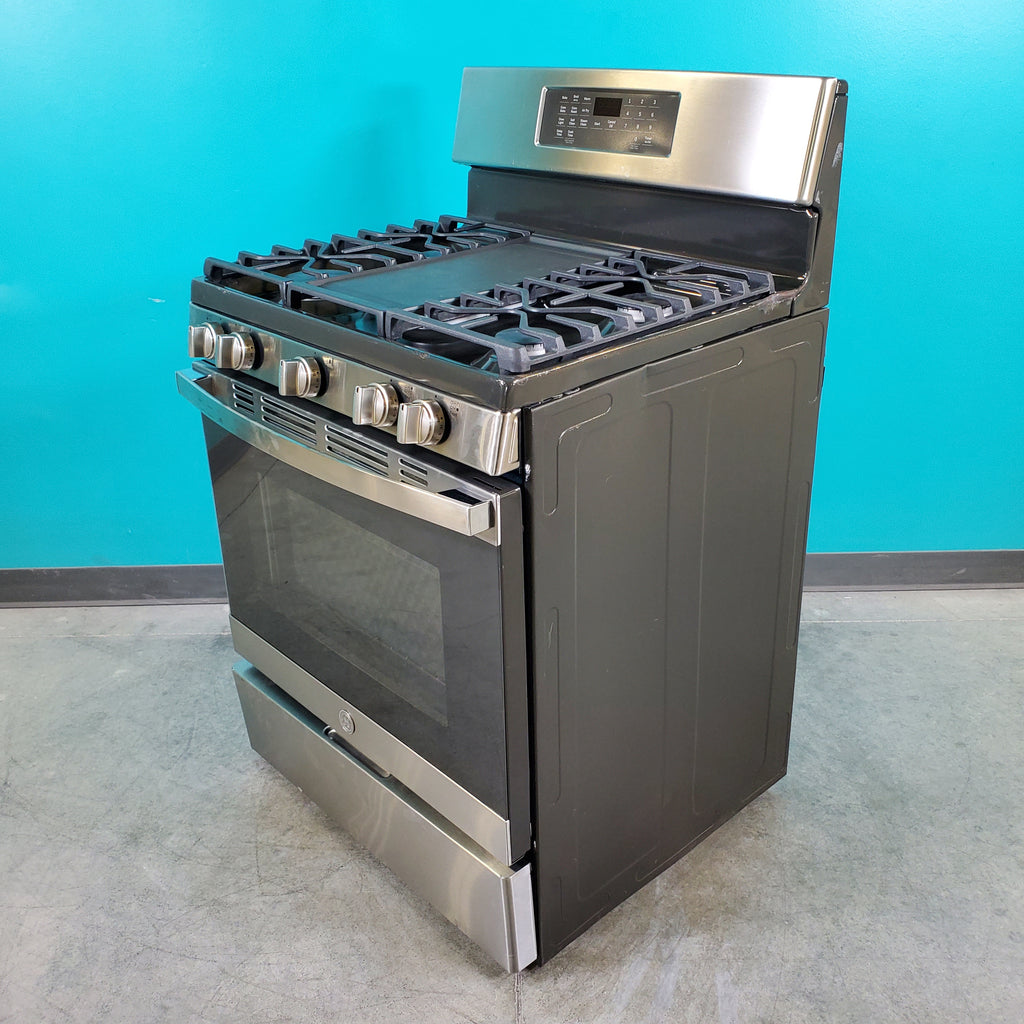Pictures of Fingerprint Resistant Stainless Steel GE Profile 5.6 cu. ft. 5 Burner Freestanding Gas Range with No Preheat Air Fry - Scratch & Dent - Moderate - Neu Appliance Outlet - Discount Appliance Outlet in Austin, Tx