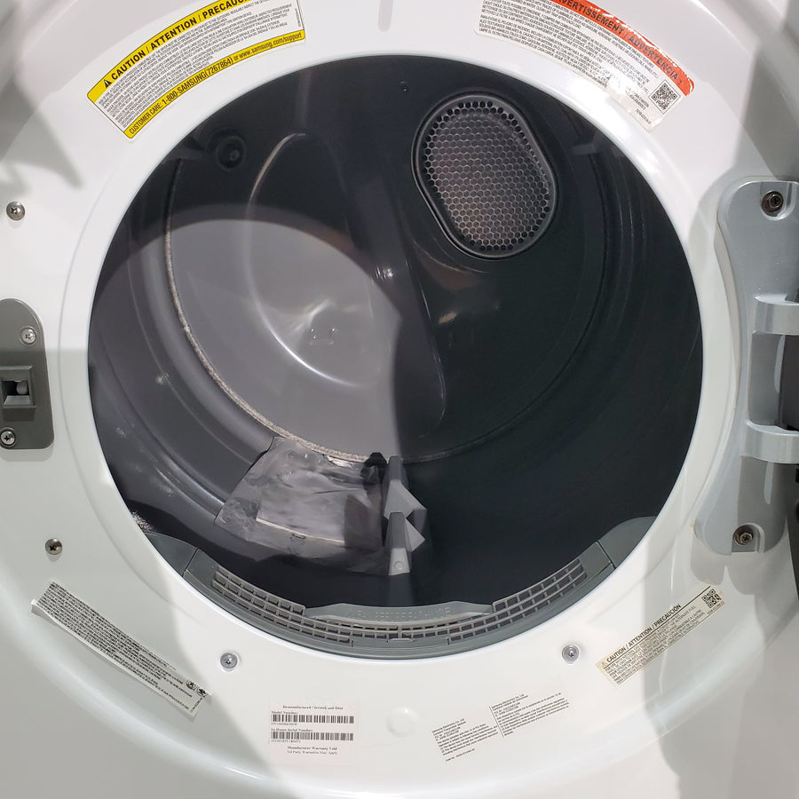 ENERGY STAR Samsung 4.5 cu. ft. Front Load Washer with Vibration Reduction and 7.5 cu. ft. Front Load Gas Dryer with Steam - Scratch & Dent - Moderate
