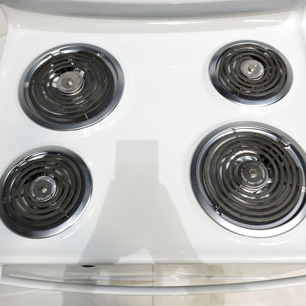 Pictures of White GE 5.0 cu. ft. Freestanding 4 Heating Element Electric Range with Dual Element Baking - Scratch & Dent - Minor - Neu Appliance Outlet - Discount Appliance Outlet in Austin, Tx