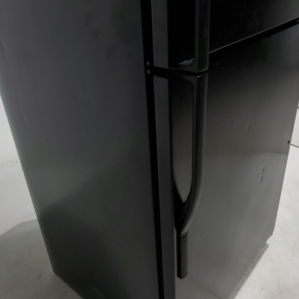 Pictures of Black Kenmore 18 cu. ft. Top Freezer Refrigerator with Ice Maker - Certified Refurbished - Neu Appliance Outlet - Discount Appliance Outlet in Austin, Tx