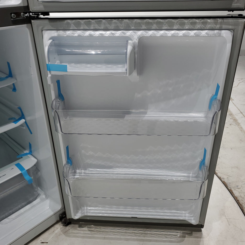 Pictures of 30" Wide Stainless Steel ENERGY STAR LG 20.2 cu. ft. Top Freezer Refrigerator with Reversible Door - Certified Refurbished - Neu Appliance Outlet - Discount Appliance Outlet in Austin, Tx