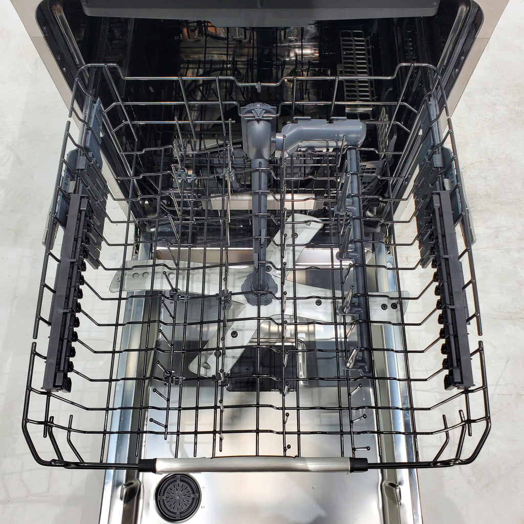 Pictures of 24 in. Stainless Steel ENERGY STAR GE Cafe Top Control Built In Dishwasher with 3rd Rack - Scratch & Dent - Moderate - Neu Appliance Outlet - Discount Appliance Outlet in Austin, Tx