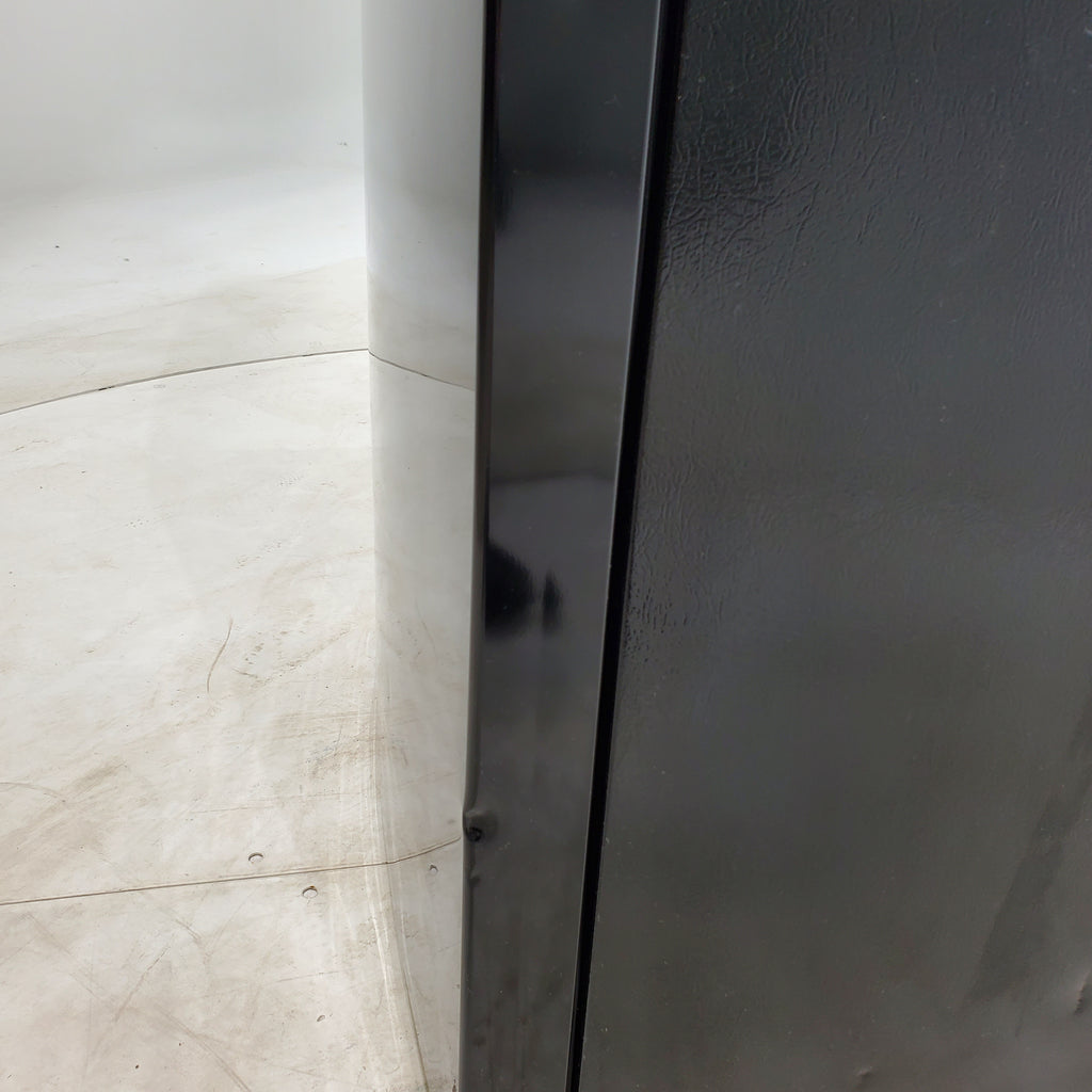 Pictures of Black Frigidaire 18.3 cu. ft. Top Freezer Refrigerator with Even Temp Cooling System - Scratch & Dent - Moderate - Neu Appliance Outlet - Discount Appliance Outlet in Austin, Tx