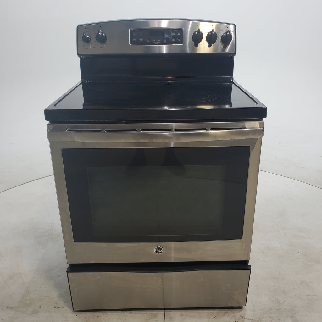 Pictures of Stainless Steel GE 5.30 cu. ft. 4 Heating Element Freestanding Electric Range with Smooth Cooktop - Certified Refurbished - Neu Appliance Outlet - Discount Appliance Outlet in Austin, Tx