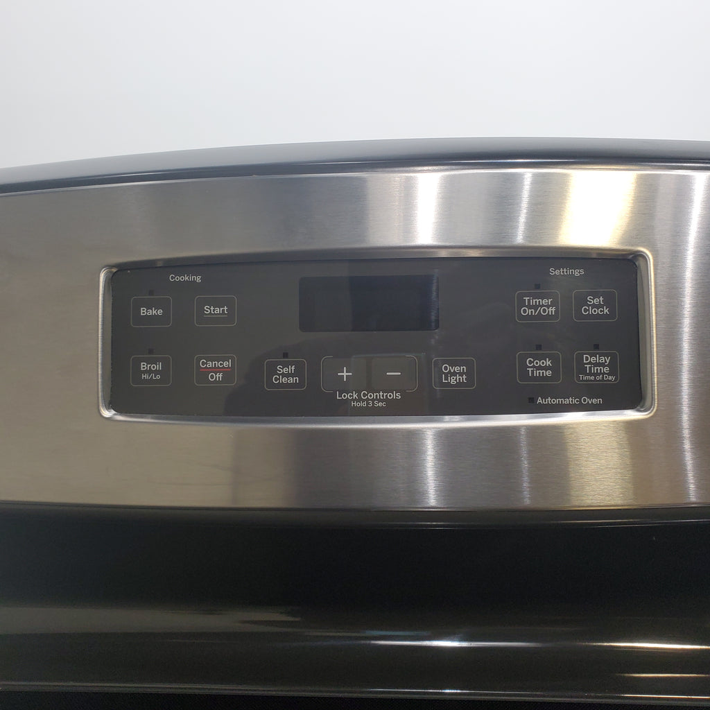 Pictures of Stainless Steel GE 5.30 cu. ft. 4 Heating Element Freestanding Electric Range with Smooth Cooktop - Certified Refurbished - Neu Appliance Outlet - Discount Appliance Outlet in Austin, Tx