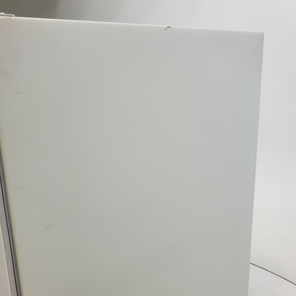 Pictures of White GE 18 cu. ft. Top Freezer Refrigerator with Reversible Hinges - Certified Refurbished - Neu Appliance Outlet - Discount Appliance Outlet in Austin, Tx