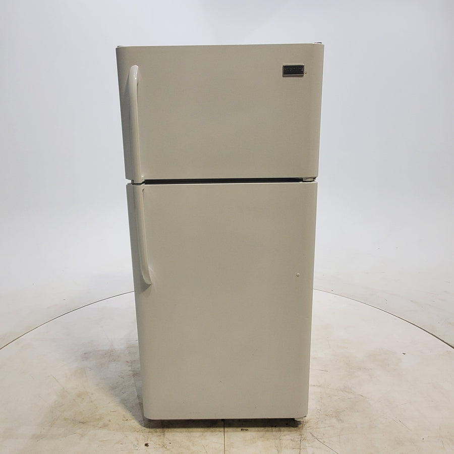 White Frigidaire 18 cu ft. Top Freezer Refrigerator with Ready Select Controls - Certified Refurbished