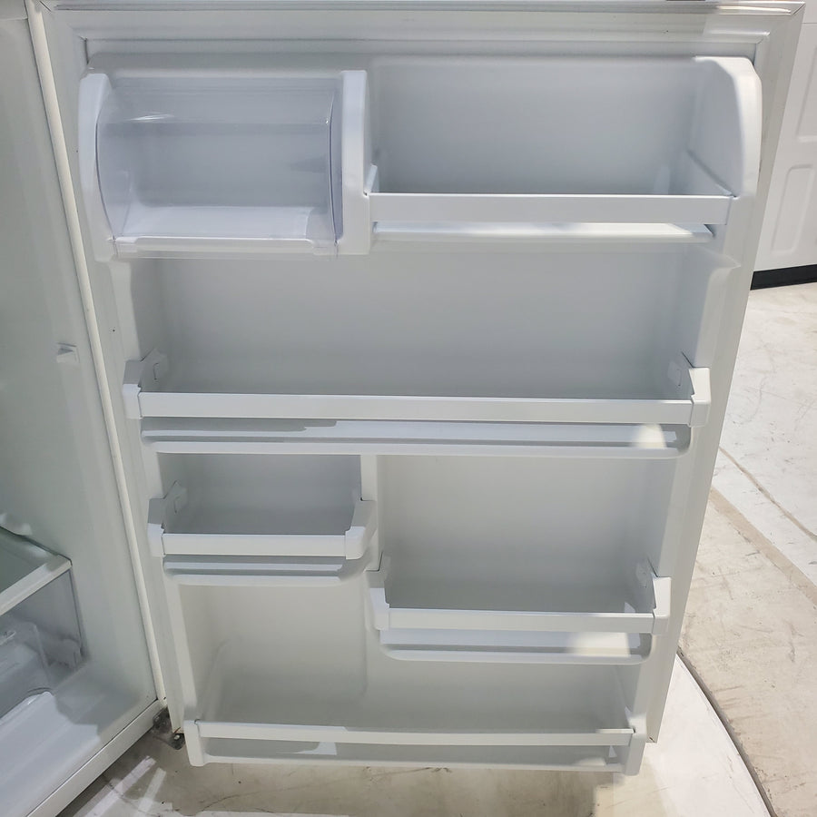 30 in. Wide White Whirlpool 18.2 cu. ft. Top Freezer Refrigerator with Icemaker - Certified Refurbished