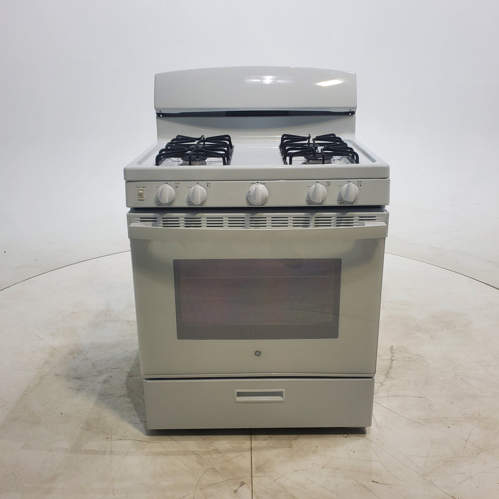 Pictures of White GE 4.8 cu. ft. Freestanding 4 Burner Gas Range with Front Control - Scratch & Dent - Moderate - Neu Appliance Outlet - Discount Appliance Outlet in Austin, Tx