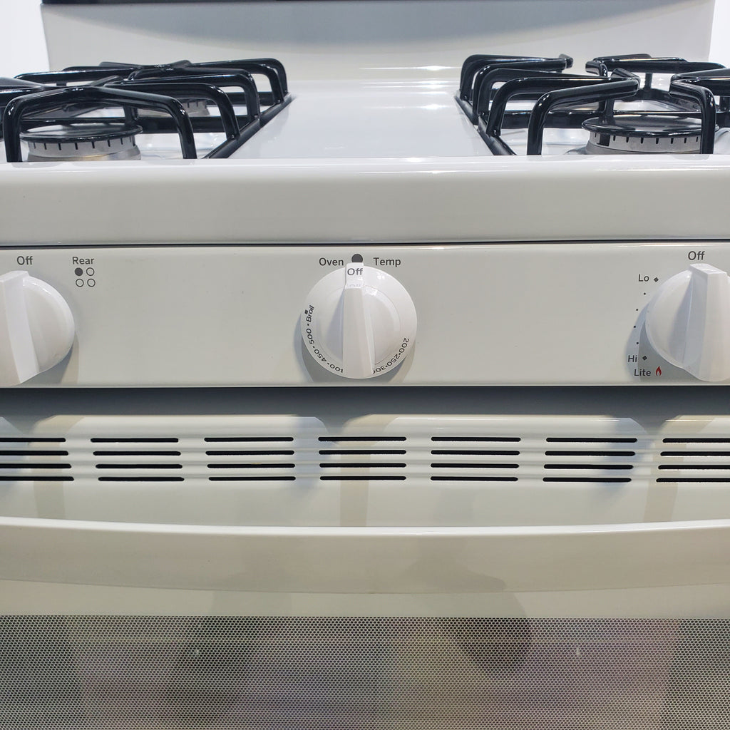 Pictures of White GE 4.8 cu. ft. Freestanding 4 Burner Gas Range with Front Control - Scratch & Dent - Moderate - Neu Appliance Outlet - Discount Appliance Outlet in Austin, Tx