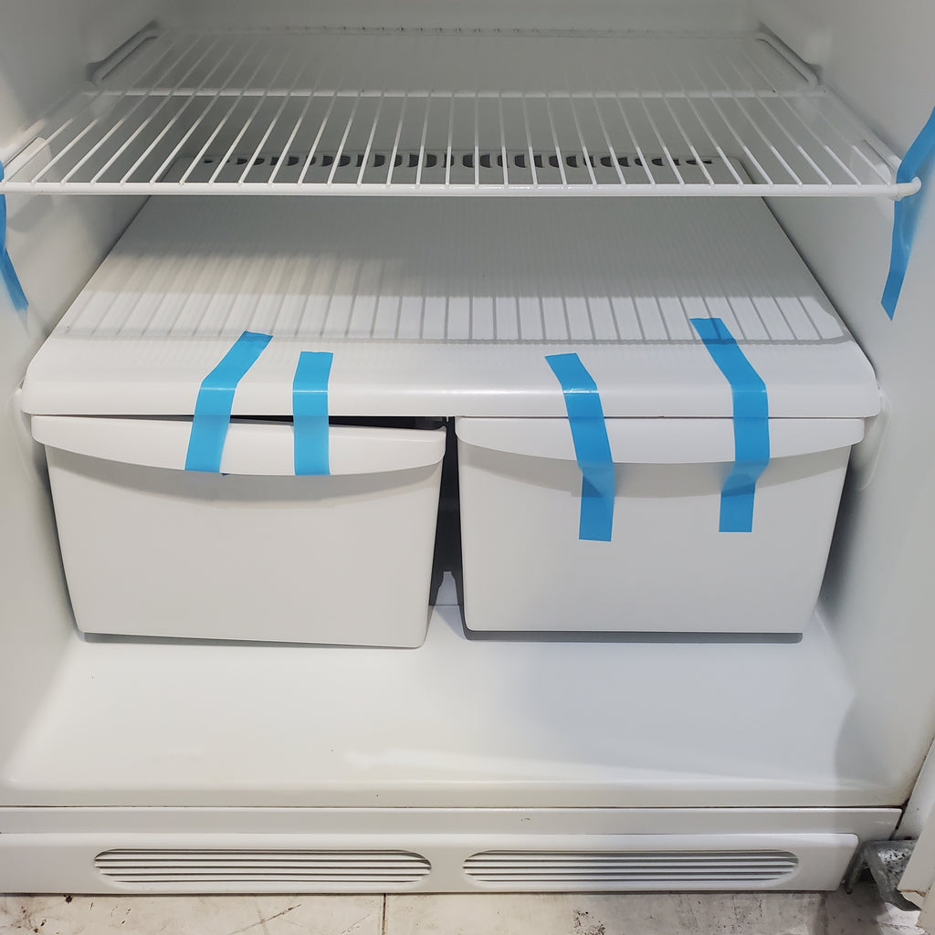 Pictures of White Frigidaire 16.5 cu. ft. Top Freezer Refrigerator with Reversible Doors - Certified Refurbished - Neu Appliance Outlet - Discount Appliance Outlet in Austin, Tx