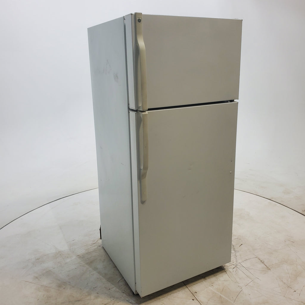 Pictures of White GE 18.2 cu. ft. Top Freezer Refrigerator with Reversible Hinges - Certified Refurbished - Neu Appliance Outlet - Discount Appliance Outlet in Austin, Tx