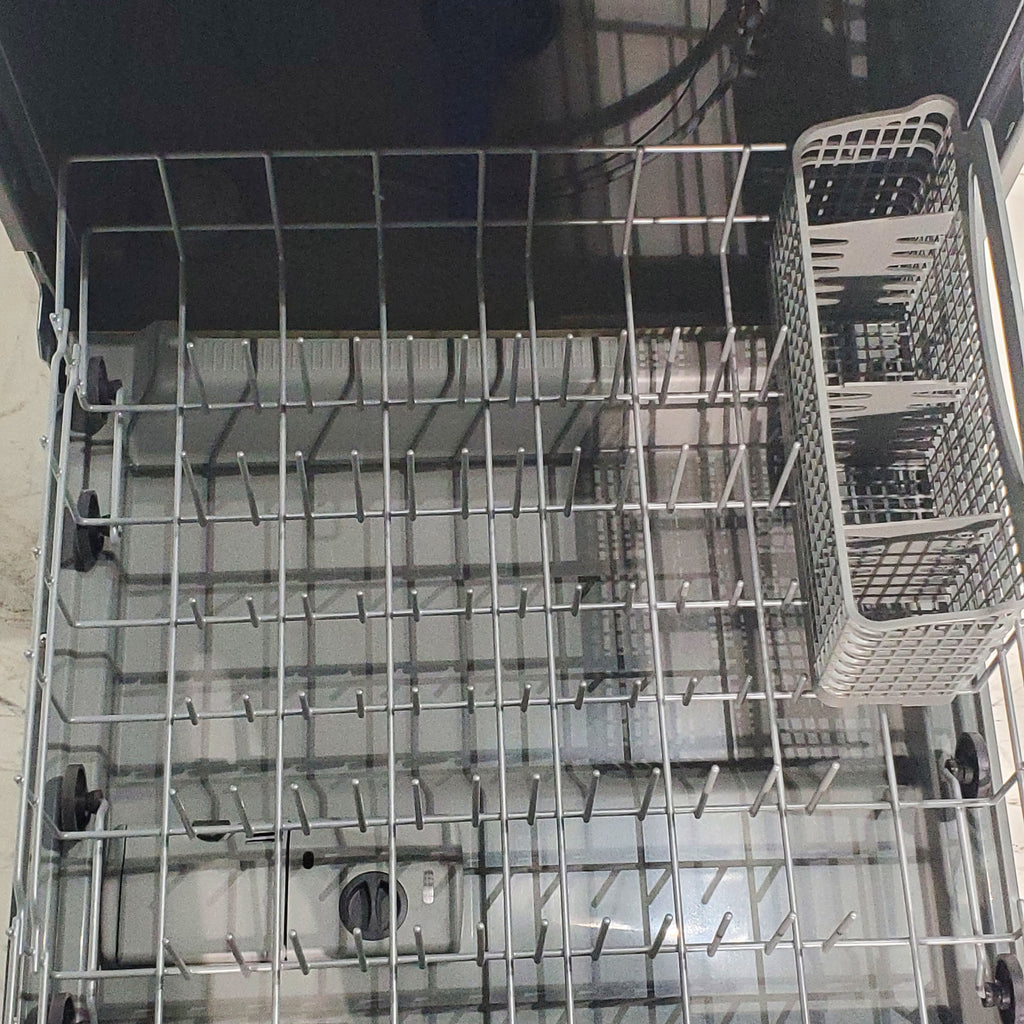 Pictures of 24 in. Stainless Steel Frigidaire Front Control Built In Dishwasher with 5-Level Wash System - Scratch & Dent - Minor - Neu Appliance Outlet - Discount Appliance Outlet in Austin, Tx