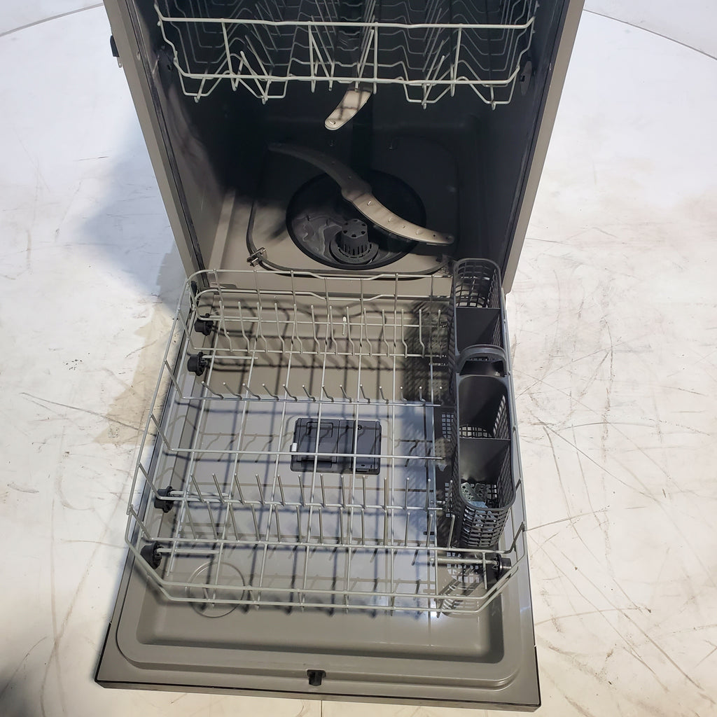 Pictures of 24 in. Stainless Steel ENERGY STAR GE Built-in Front Control Dishwasher with Steam Cleaning - Scratch & Dent - Minor - Neu Appliance Outlet - Discount Appliance Outlet in Austin, Tx