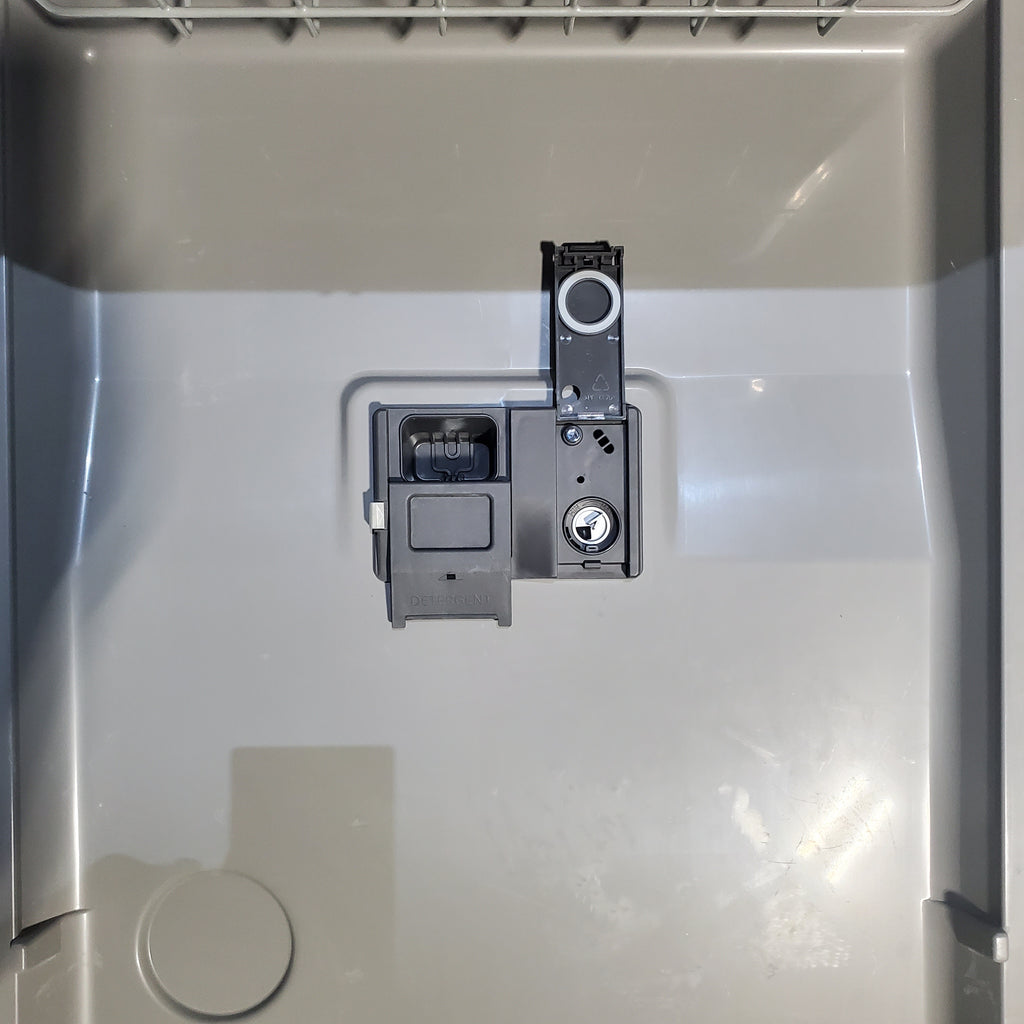 Pictures of 24 in. Stainless Steel ENERGY STAR GE Built-in Front Control Dishwasher with Steam Cleaning - Scratch & Dent - Minor - Neu Appliance Outlet - Discount Appliance Outlet in Austin, Tx