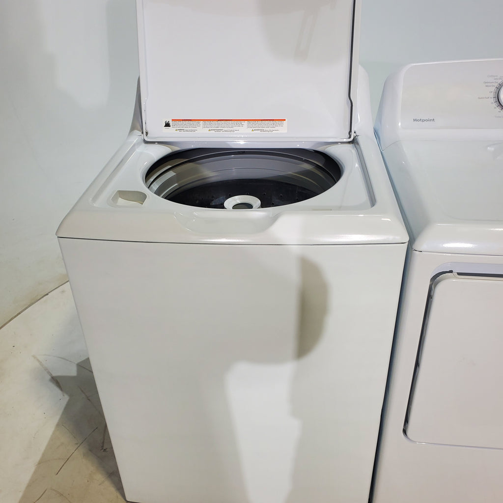 Pictures of Hotpoint 3.8 cu. ft. Top Load Washing Machine with Stainless Steel Basket and 6.2 cu. ft. Gas Dryer with 120 ft. Venting Capability - Scratch & Dent - Minor - Neu Appliance Outlet - Discount Appliance Outlet in Austin, Tx